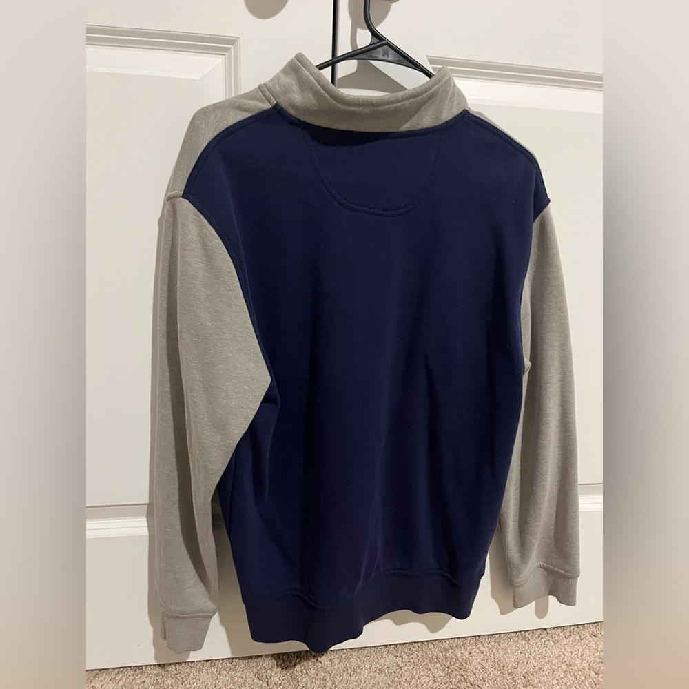 IZOD - Advantage Colorblock Quarter Zip Fleece Pullover - Men’s Size Medium - Picture 6 of 7